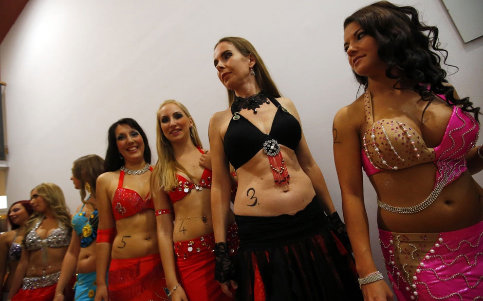 Muscle belly dance free porn photos