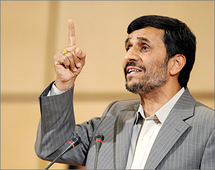 احمدي نجاد حزن على ندى سلطان وأعرب عن اسفه لمقتل متظاهرين
