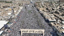 زعيم التيار الصدري مقتدى الصدر قال خلال خطبة الجمعة في ساحة التحرير: "القدس لنا وإسرائيل كيان غاصب لأرضنا وقدسنا"- ايه ايه