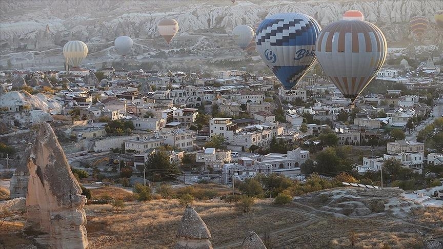 كبادوكيا تزدهر سياحتها في فصل الشتاء - ايه ايه